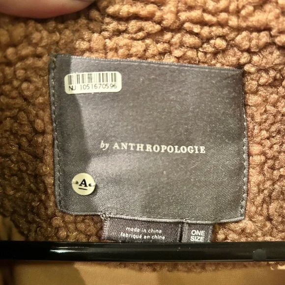 Anthropologie — Teddy Jacket Brown and Pink Cozy Oversized - Picture 2 of 4